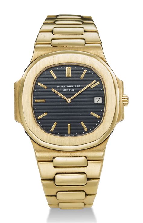 patek philippe gold nautilus price.